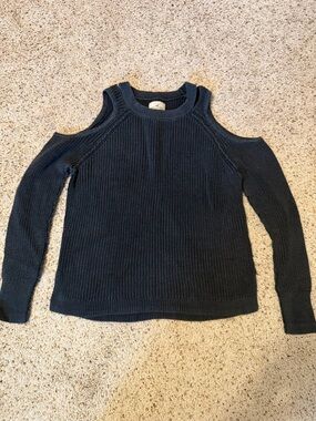 Womens Hollister Cold-Shoulder Knit Sweater in charcoal color- medium